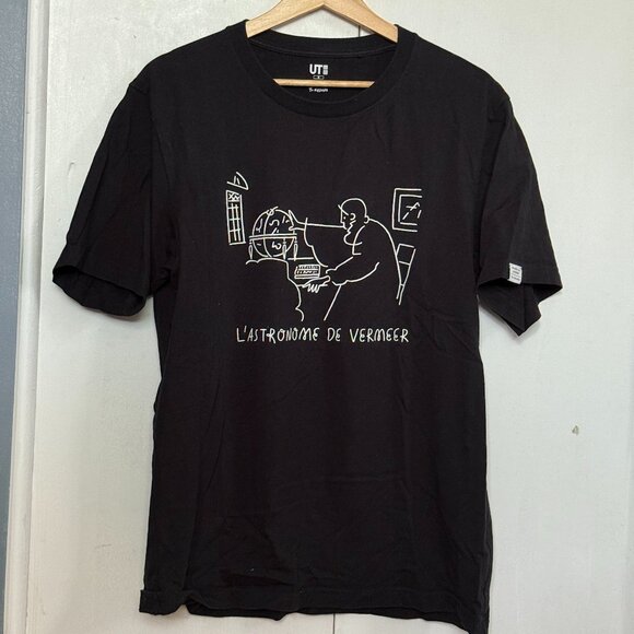 Uniqlo Musee Du Louvre Graphic Tee "l'Astronomie de Vermeer", Black - Picture 1 of 3